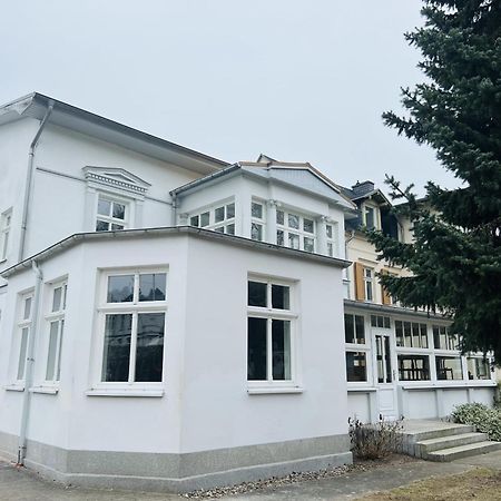 Hotel Garni Balticpetite ゼーバート・ヘリングスドルフ エクステリア 写真