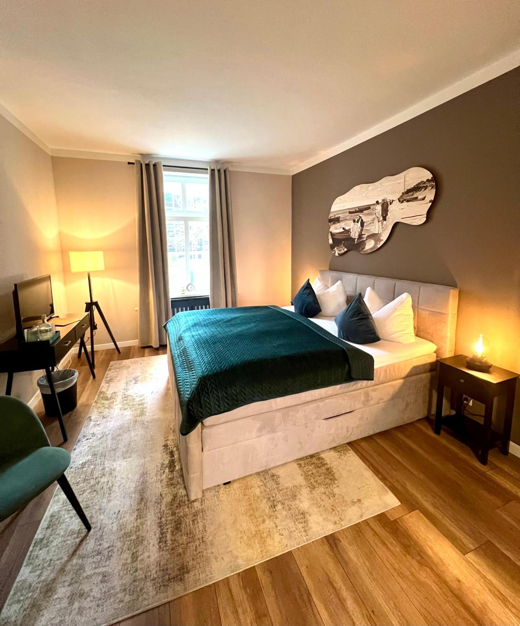 Hotel Garni Balticpetite ゼーバート・ヘリングスドルフ エクステリア 写真