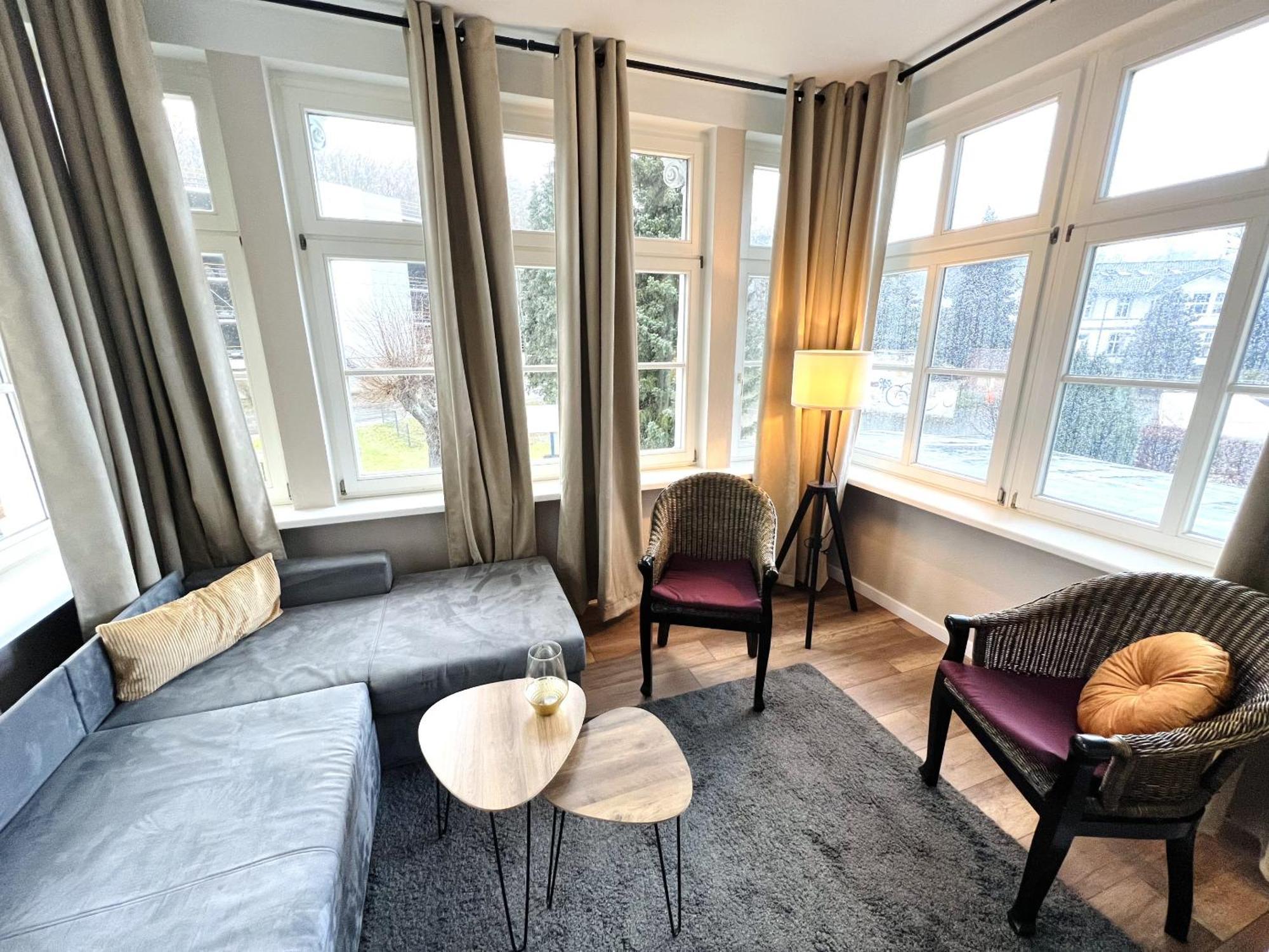 Hotel Garni Balticpetite ゼーバート・ヘリングスドルフ エクステリア 写真
